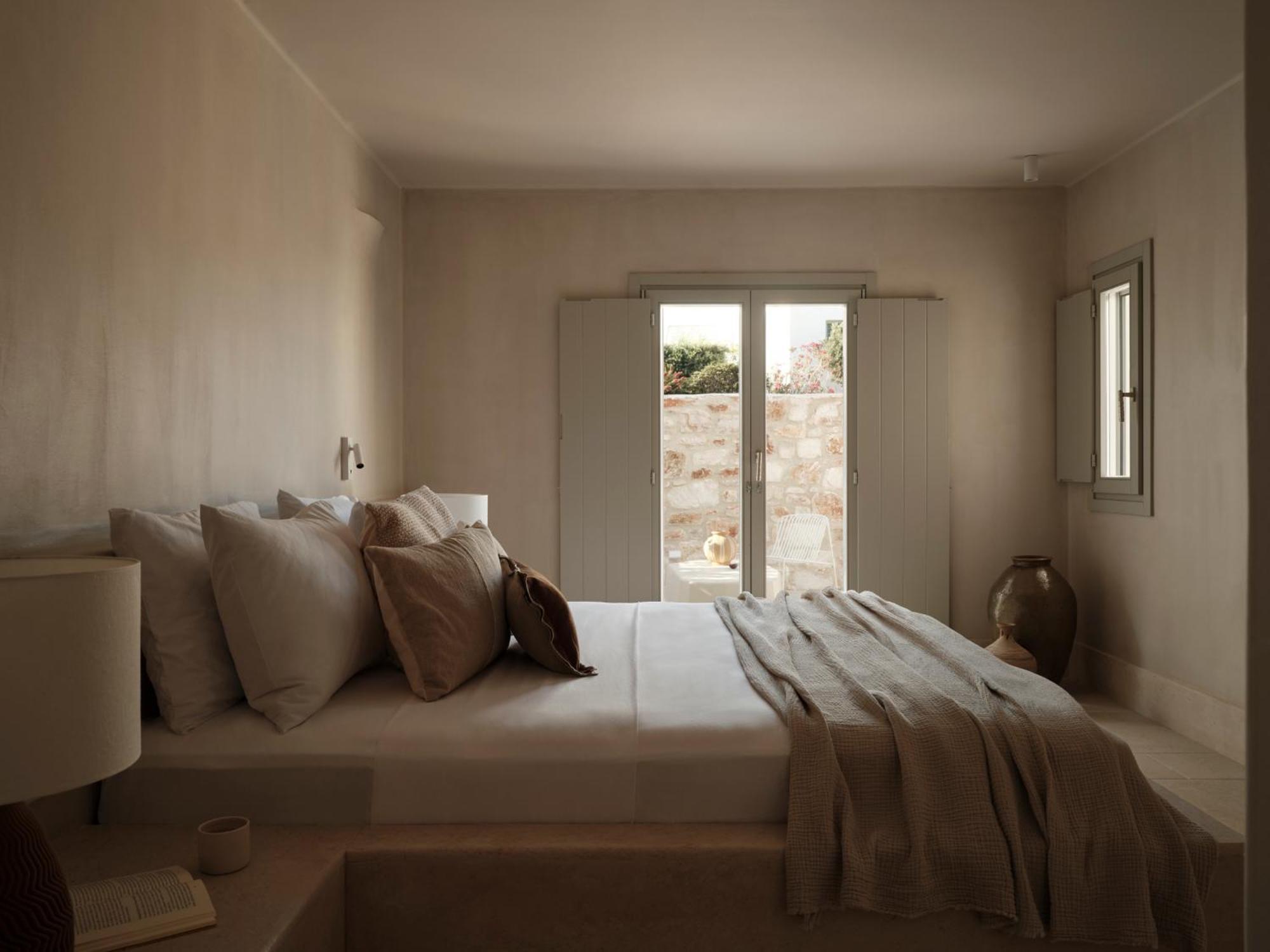 Akria Seaside Suites Naousa  Exterior foto